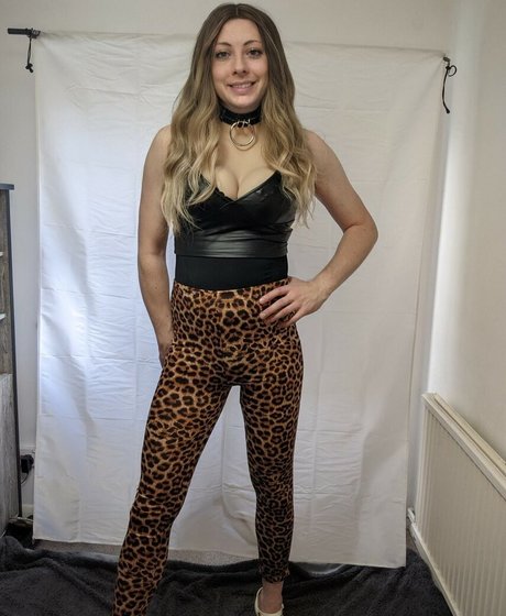 ponycd pornographic actress photo