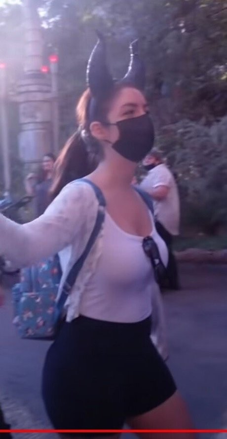 Bnans nudes actress archive