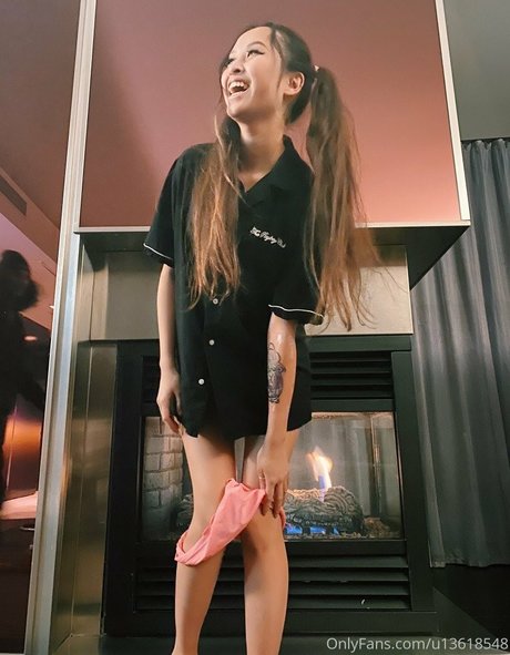 Official Kendama Babe star sex picture