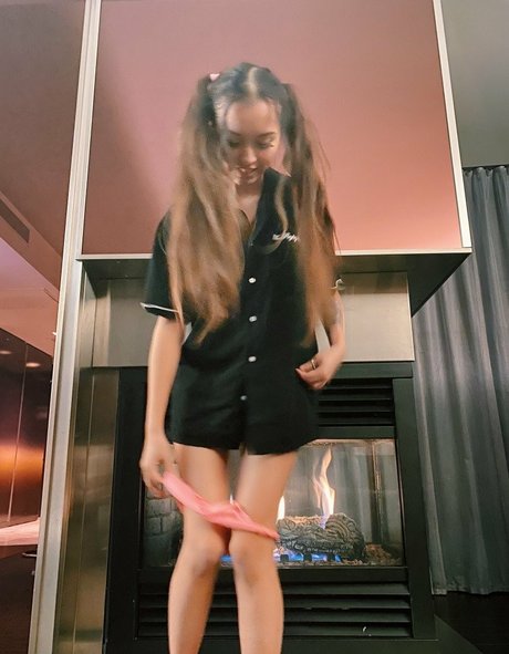 Official Kendama Babe nudes pornstar pics