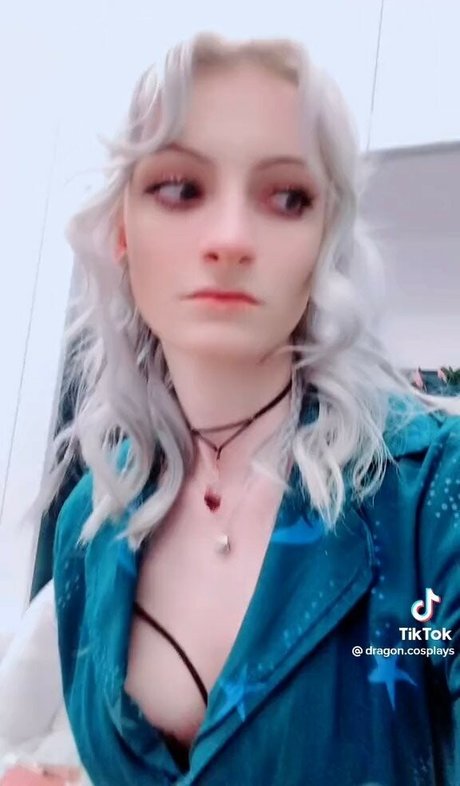 Dragon Cosplays pornstar hd picture