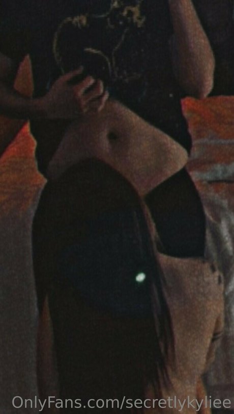 secretlykyliee sex pornstar pics