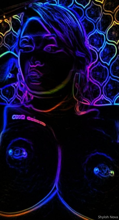 shylohnova xxx model pics