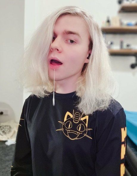 TipsyMinx free model pic