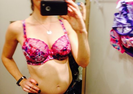 Suranne Jones hd star img