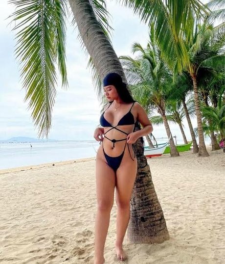 Stephanie Licas star xxx photo