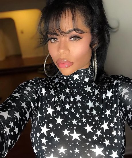 Strella Katt star naked photo