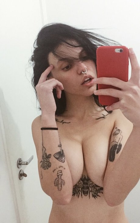 Leticia Marques erotic star image