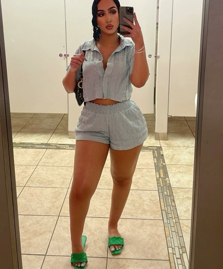 blonde big tits onlyfans sexy xxx image