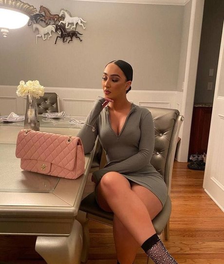 Omaima Benamre naked pornstar pics