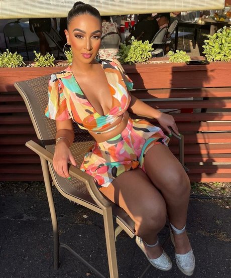 Omaima Benamre naked star photos