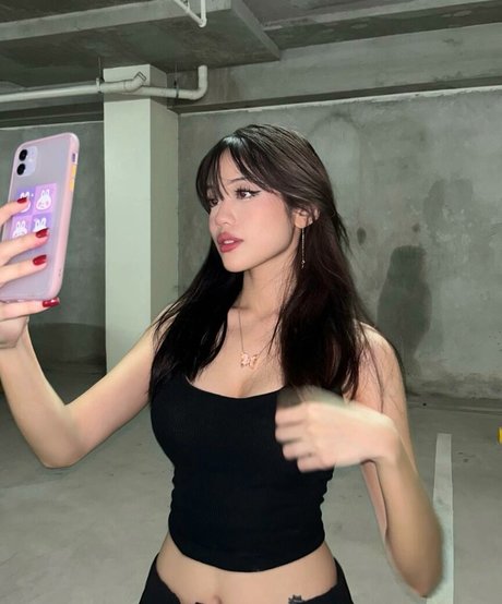 tripppollen model porn pic