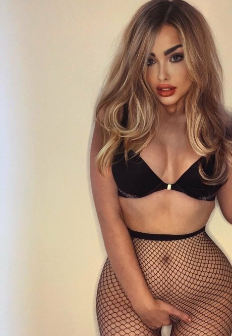 underc0verl0vers model adult archive