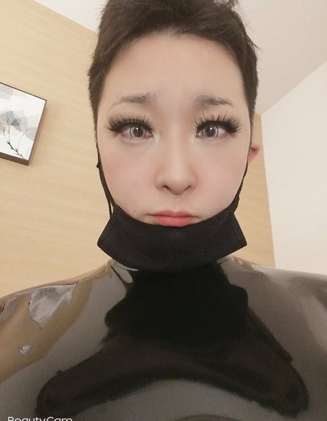 makoshiki model naked archive