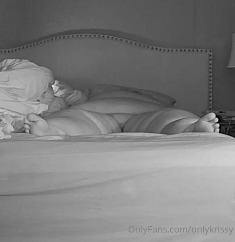onlykrissy hot pornstar pics