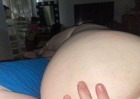 onlykrissy porn actress photo