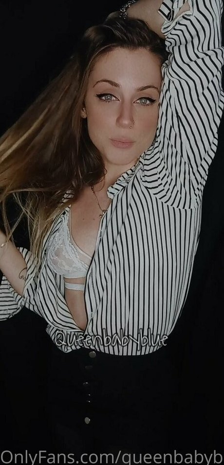 queenbabybluee pornstar nudes picture