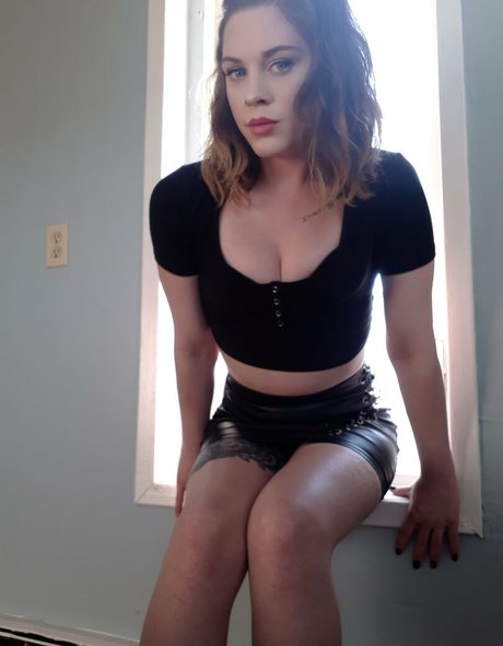 msdeliaxo erotic model pics