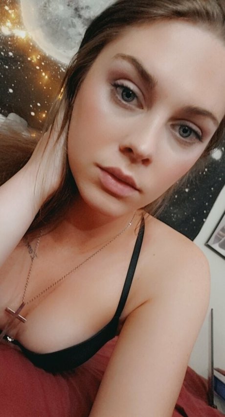 msdeliaxo star picture