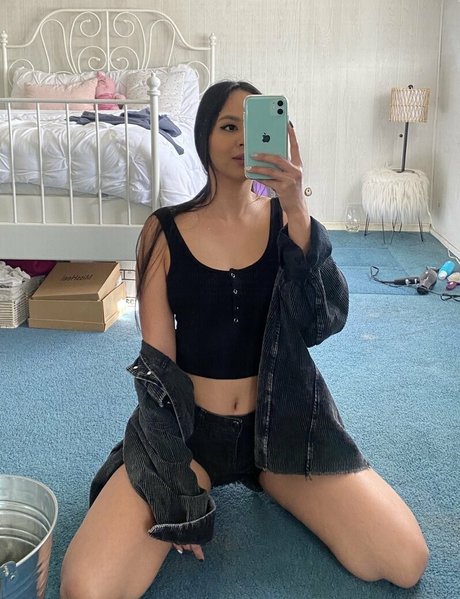 hellokittykc perfect actress photo