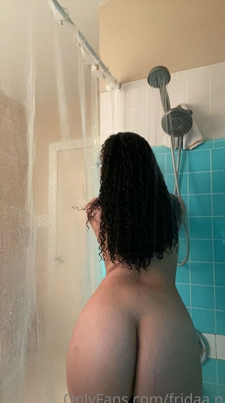 fridaa n model pornographic gallery