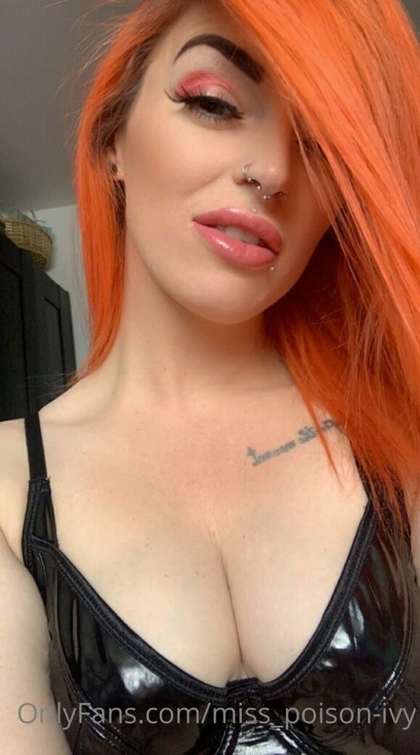 miss poison ivy top actress gallery