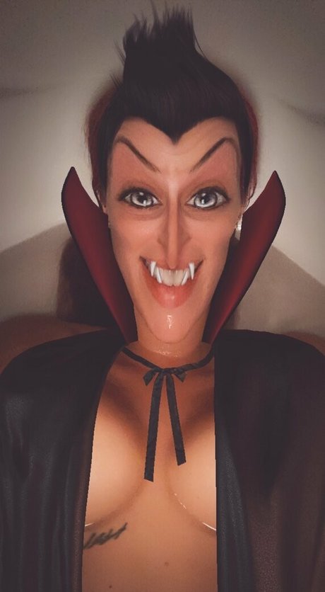 Jaclynn Crooks pornstar beautiful img