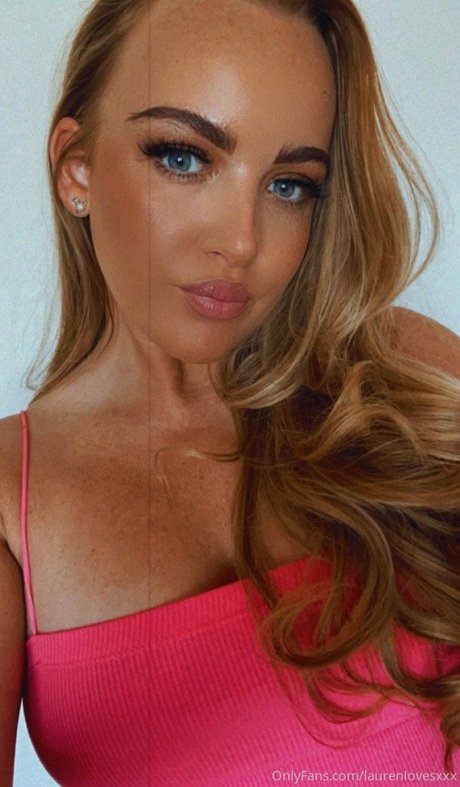 Wett Wag pornstar high quality photo