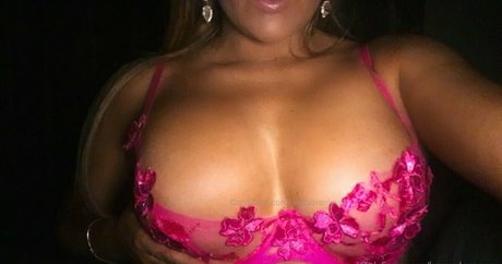 Wett Wag pornographic star picture