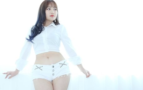 Chulwoo erotic star photos