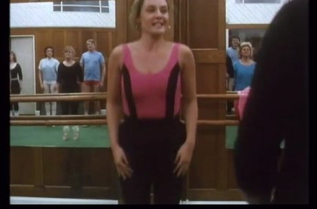 Amanda Burton hd actress photo