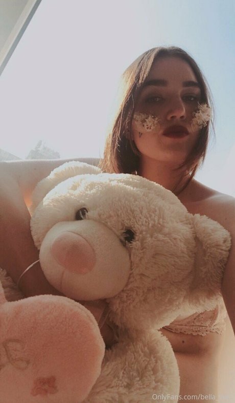 bella sun_ exclusive actress archive