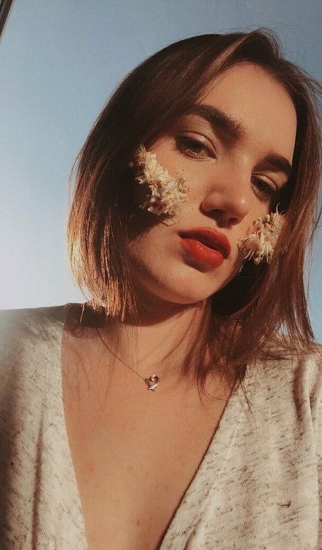 bella sun_ best actress pics