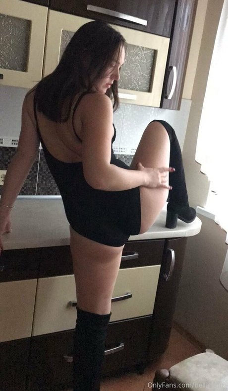 bella sun_ model nude photos