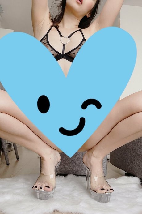 wuyixo model erotic gallery