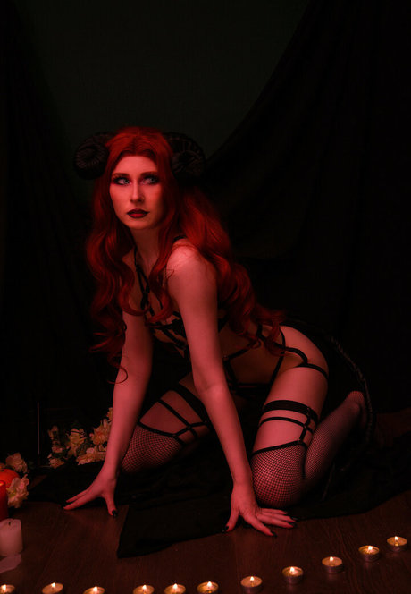 kyriefox erotic model picture