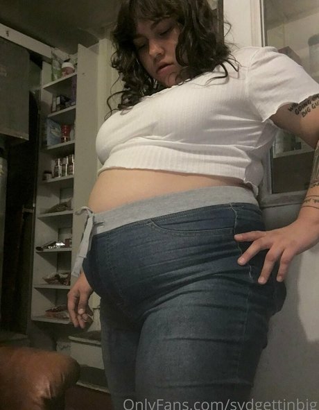 sydgettinbig pretty actress galleries