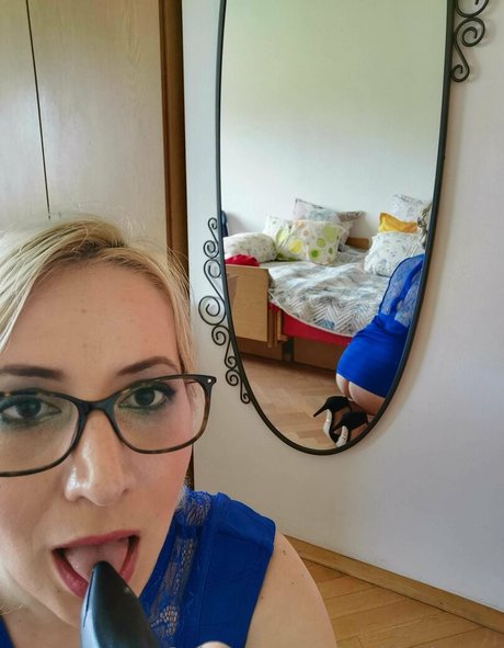 sensual physicist pornstar nude img