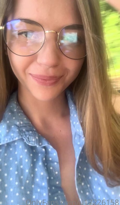 ukaybb naked actress image