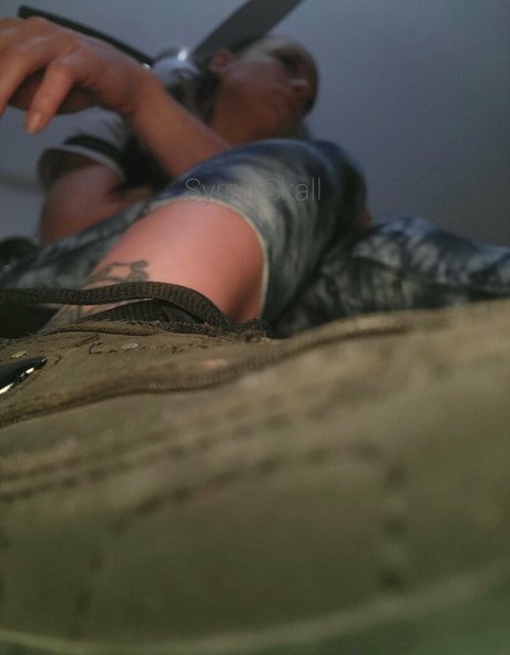 gtssyren art model photo