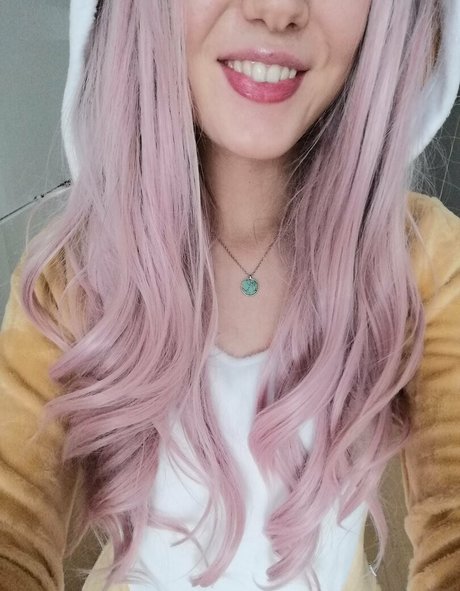 peasandpies model best photos