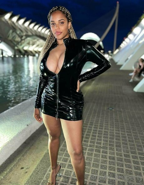 sexykixx star high quality img