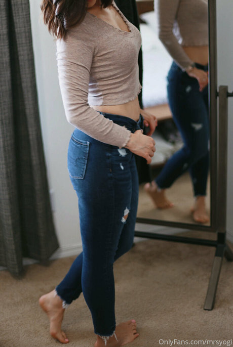 mrsyogi nude pornstar pictures