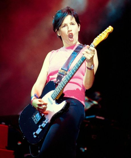 Sharleen Spiteri free pornstar gallery