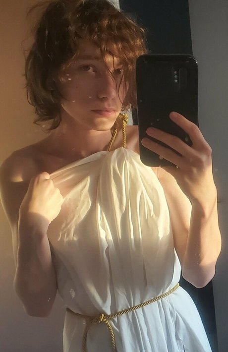 Xaviey high quality model images