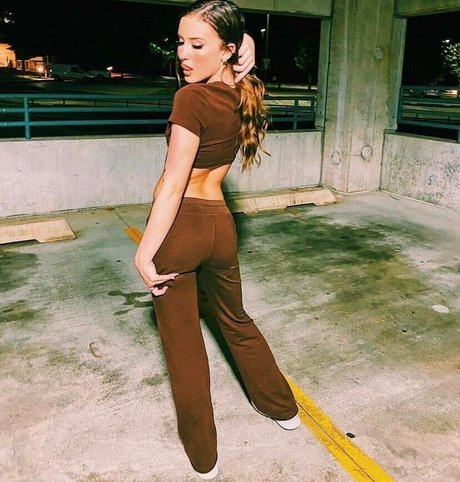 Seagan Powell high quality pornstar pictures