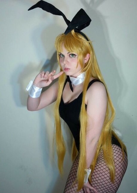 Abi Aikou actress gallery