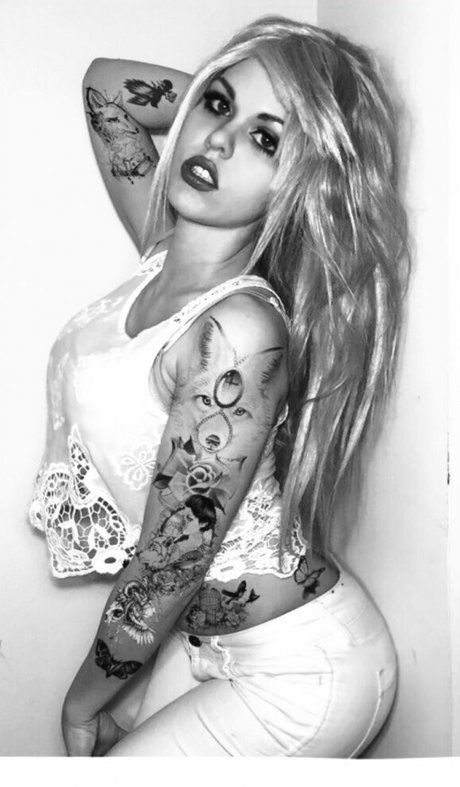 Abi Aikou pornstar sex gallery