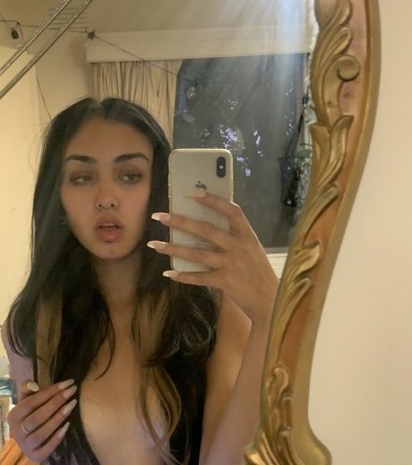 Arivalilith hot star gallery