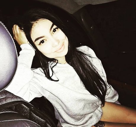 Asa Lochka pornstar pretty photos